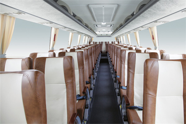 金旅XML6117J15N客车（天然气国五24-64座）