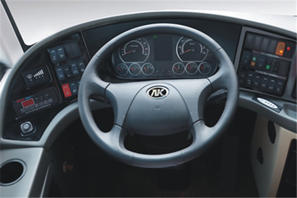 安凯HFF6909KDE4B客车（柴油国四24-41座）