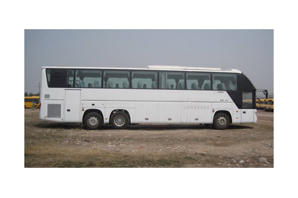 宇通ZK6132HNQ1S客车（天然气国五25-55座）