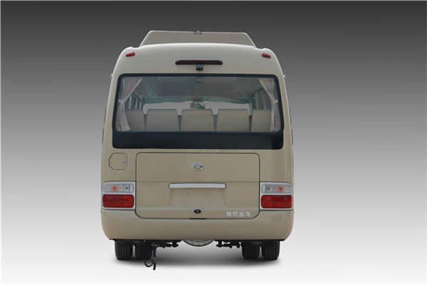 南京金龙NJL6806BEV1客车（纯电动24-31座）