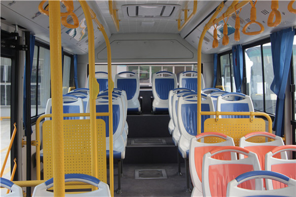 南京金龙NJL6859BEV8公交车（纯电动10-28座）