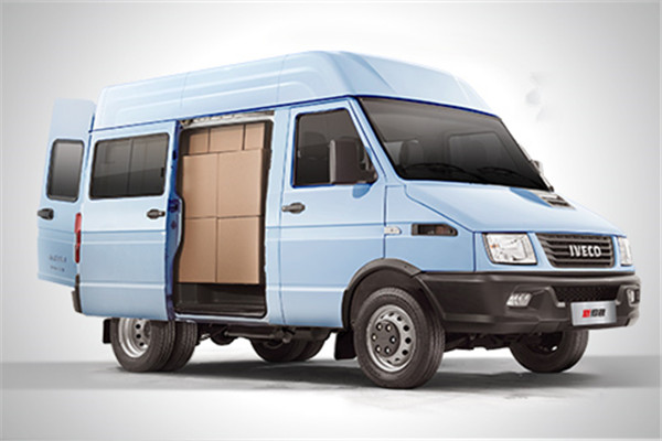 南京依维柯NJ5045XXY2A厢式运输车（柴油国五4-6座）