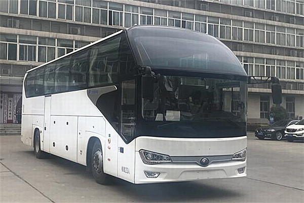 宇通ZK6128HT6Q1客车（柴油国六24-56座）