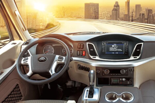 宇通ZK6710BEV2客车（纯电动10-23座）