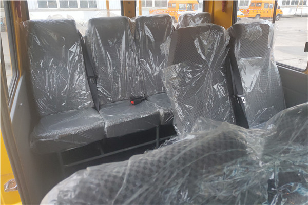 南京依维柯NJ5046XGCZ5A工程车（柴油国六6-9座）