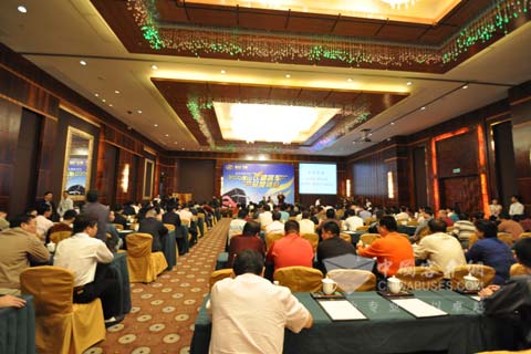 广东佛山飞驰客车产品展销会