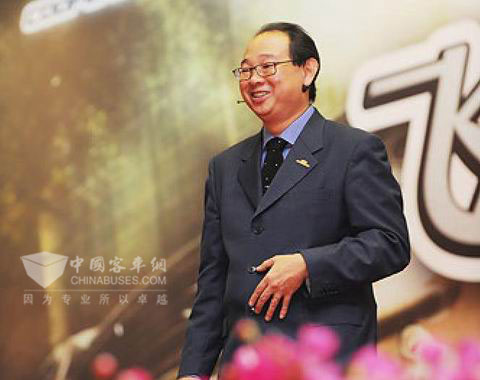 固铂轮胎中国区总经理辜思历先生在固铂讲坛上与经销商分享管理经验