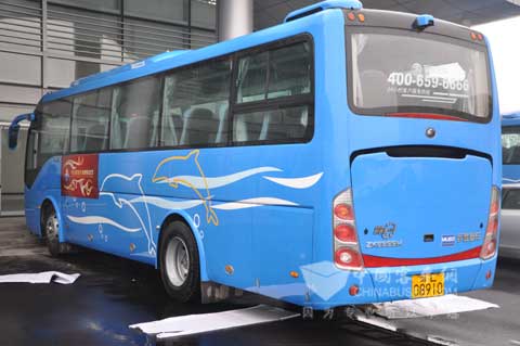 装配华越电涡流缓速器的服务用车