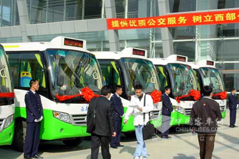 装配锡柴国三机的公交车