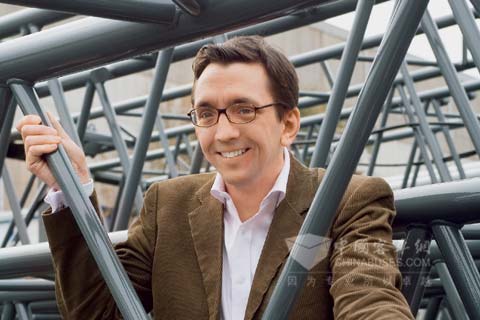 GROVE全路面起重机产品经理麦克尔.W.普莱斯卡斯