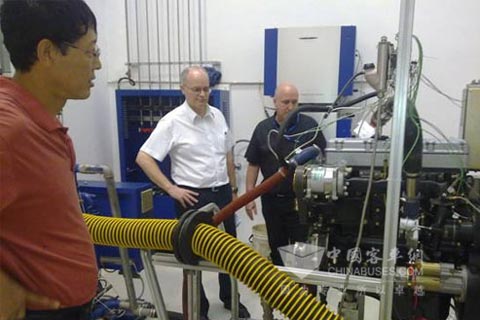 东风朝柴4102-CS5B发动机首次点火成功 