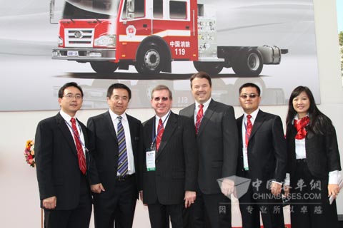 艾里逊与一汽高层合影