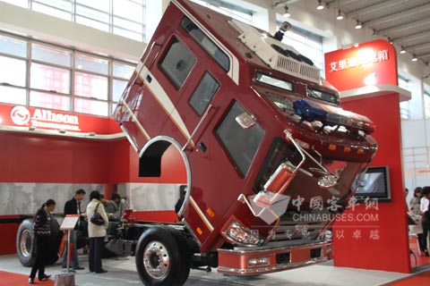 装配艾里逊3000系列变速箱的消防车