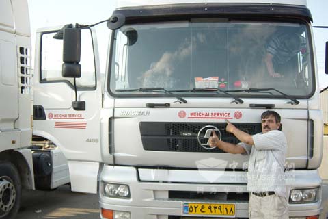 用户对潍柴竖起了拇指