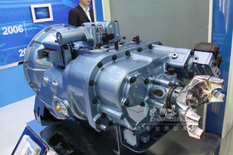 伊顿UltraShift® PLUS自动机械变速器（AMT）