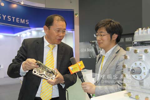 完美作业网有免费视频专访博客(杭州)总经理燕进良先生