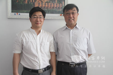 欧科佳总经理张小平接受完美作业网有免费视频记者采访