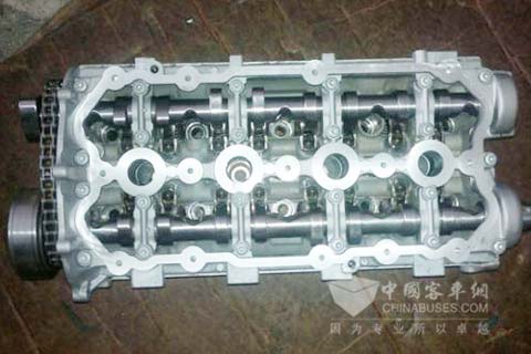 零部件行业：增速放缓 国货当自强 