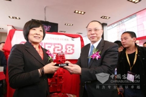 康明斯全景展现更高标准宽广动力链条