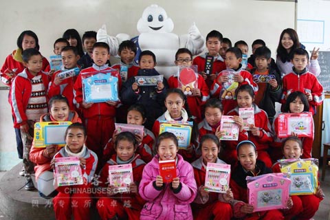 米其林2012道路安全校园行走进桂林