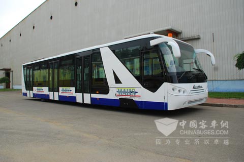 装配艾里逊变速箱的机场摆渡车