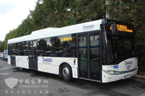 装配艾里逊自动变速箱的Solaris Urbino摆渡车