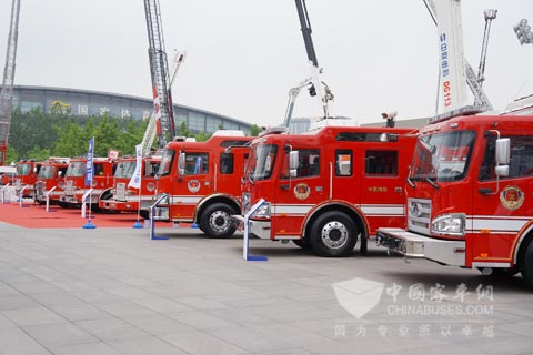 装配艾里逊变速箱的消防车辆