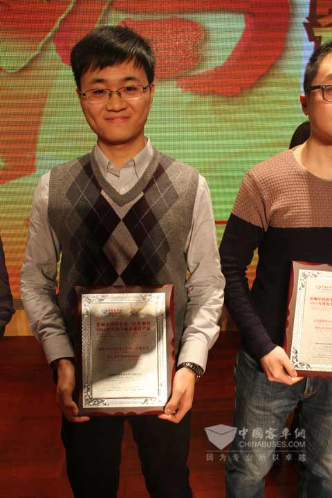 采埃孚独立悬挂前桥获配套推荐产品奖