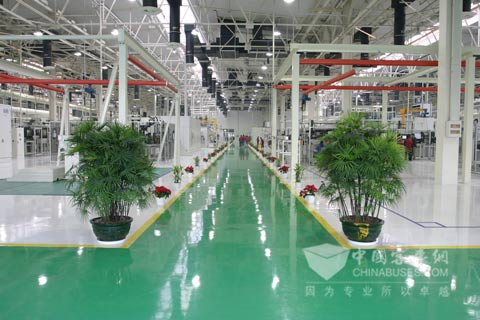 　一汽锡柴现代化车间