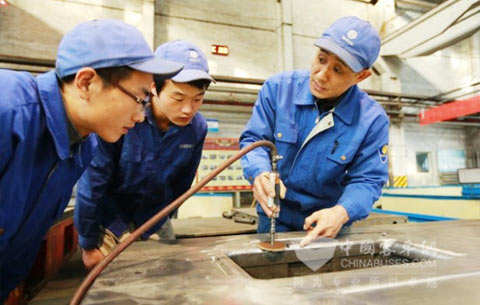 潍柴召开首席技师工作交流会 结合实际探讨