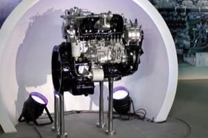 一汽锡柴康威机校车渐成市场新宠