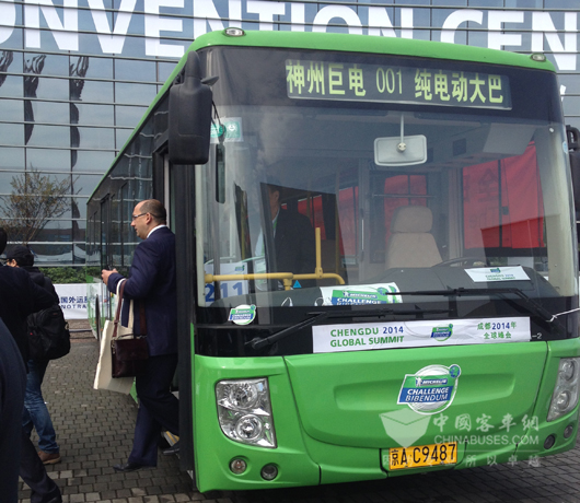 单体超大容量锂电池大巴