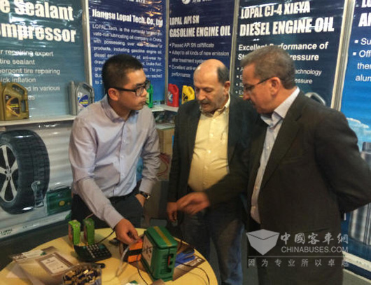 龙蟠产品精彩亮相第九届伊朗国际汽车零配件展览会