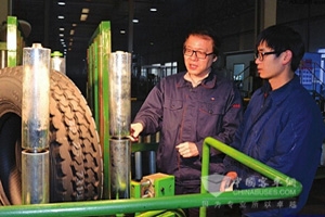 人大代表就轮胎行业发展前景发表看法