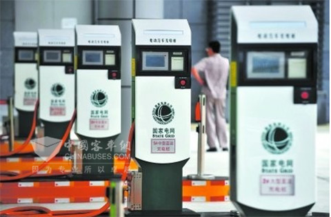 充电桩过去一直是电动汽车推广的“拦路虎”